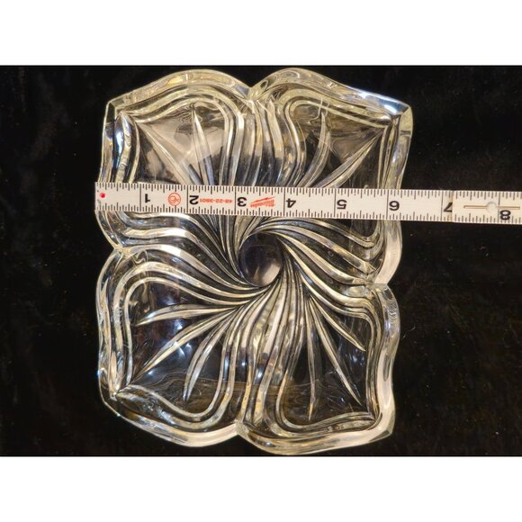 Mikasa "Spring Flair" or "Flores" Pattern Crystal Serving Dish - Picture 4 of 6